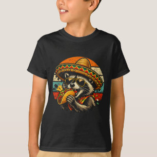 Funny Raccoon Eating Taco Retro Sombrero Graphic M T-Shirt