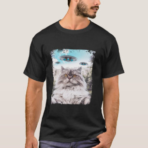 Funny Ragdoll Cat kitten Selfie with Alien UFOs T-Shirt