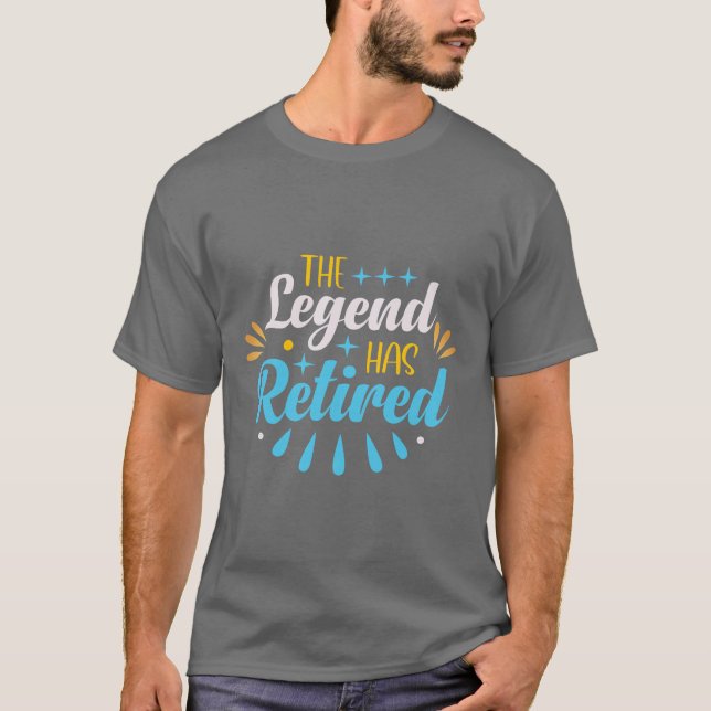 Funny Retirement Design T-Shirt (Front)