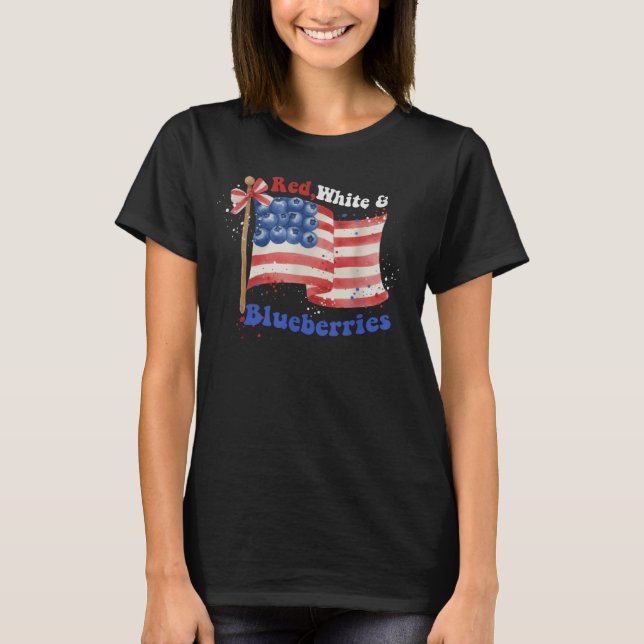 Funny Retro Red, White and Blueberries Patriot fun T-Shirt (Front)