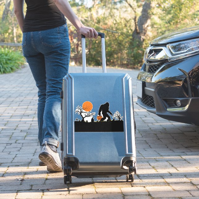 Funny Sasquatch Bigfoot Halloween Costume T-shirt (Suitcase Insitu)