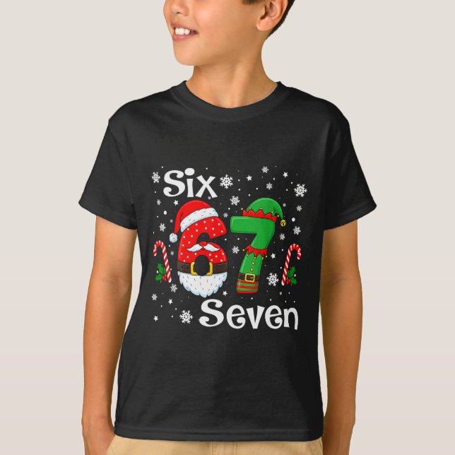 Funny Six Seven 67 Meme 6 7 Elf Santa Christmas Pa T-Shirt (Front)