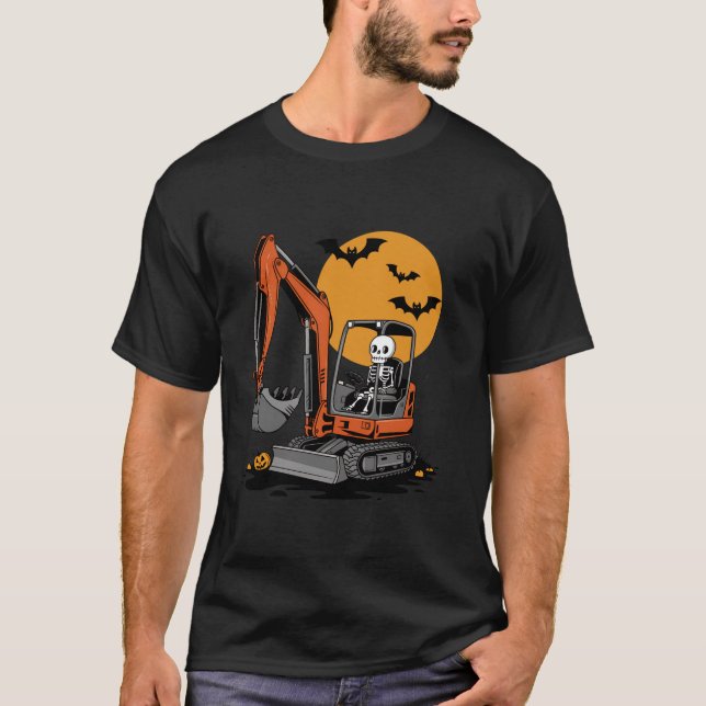 Funny Skeleton Driving Excavator Halloween Constru T-Shirt (Front)