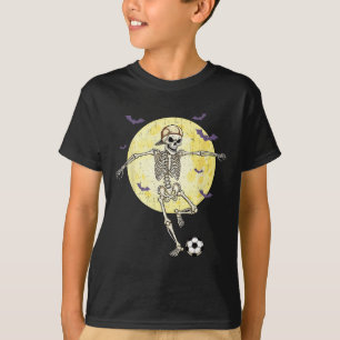 Funny Skeleton Playing Soccer Funny Halloween Men T-Shirt