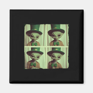 Funny St Patricks Day Parade Irish Alien Leprechau Magnet