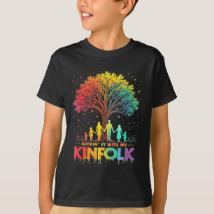 Funny Summer Family Reunion Kickin with Kinfolk T-Shirt