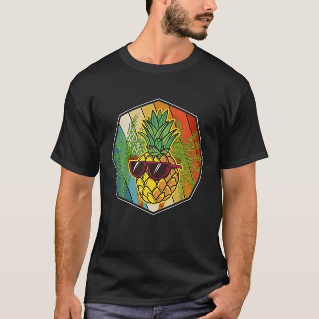 Funny Sunglasses Pineapple Retro Tropical Summer T-Shirt (Front)