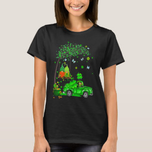 Funny Tractor Gnome Happy St Patrick Day Men Women T-Shirt