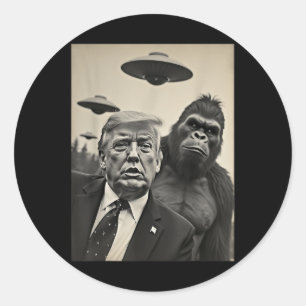 Funny Trump Bigfoot Selfie With Ufos Weird Alien  Classic Round Sticker