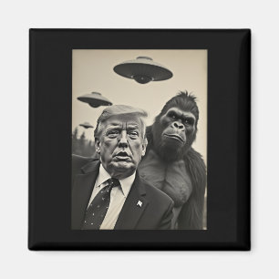 Funny Trump Bigfoot Selfie With Ufos Weird Alien Magnet