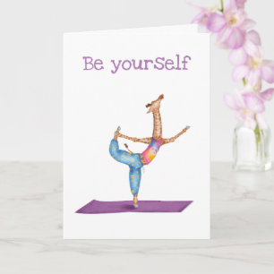 Funny yoga girafe carte 'Soyez vous-même'