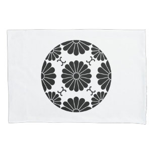 Fusen-style chrysanthemum blossom pillowcase