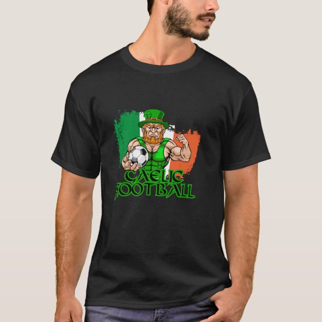 Gaelic Football Heart Celtic Irish Soccer Rugby Ba T-Shirt (Front)