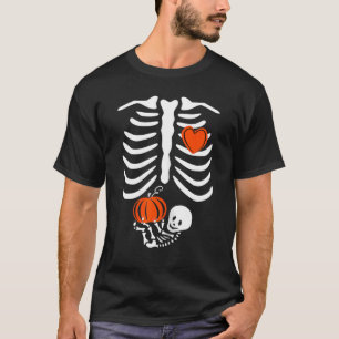 Gag Thanksgiving Pregnancy Announcement  Skeleton  T-Shirt