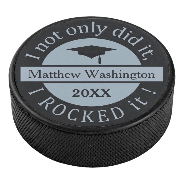 Galet d'hockey fait sur commande de nom et d'année (3/4/2016 12:00:00 AM)