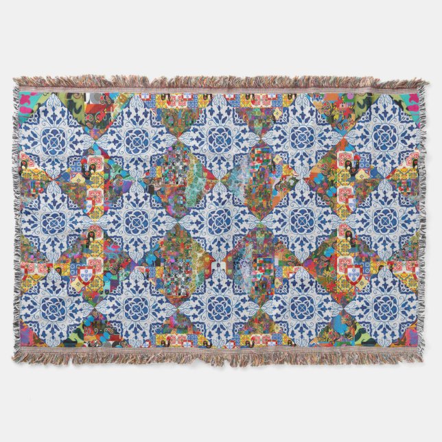 Galo de Barcelos, Portugal Throw Blanket (Front)