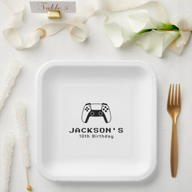 Gamer Boys Simple Modern Birthday Party Paper Plate (Wedding)