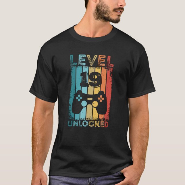 Gaming Level 19 Unlocked 19th Birthday Gift Gamer T-Shirt (Front)