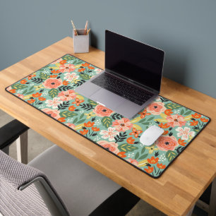 Garden Floral Pattern Desk Mat