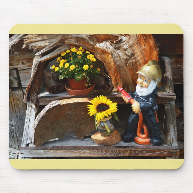 Garden gnome mouse pad (Front)