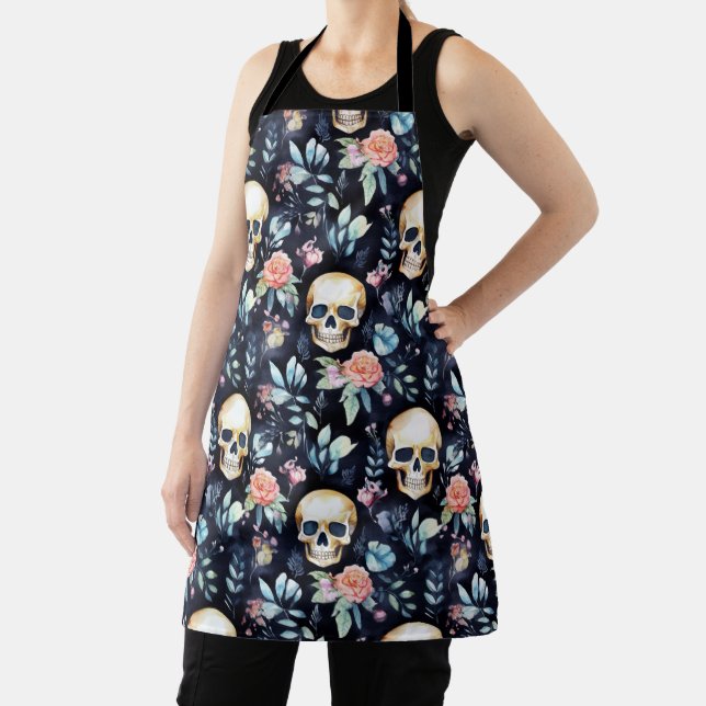 Garden of Bones Apron - Skulls and Roses (Insitu)