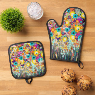 Garden of Dreams - Nature Inspired Floral Art -  Oven Mitt & Pot Holder Set