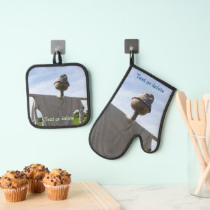 Garden Scarecrow Nature Personalized Oven Mitt & Pot Holder Set