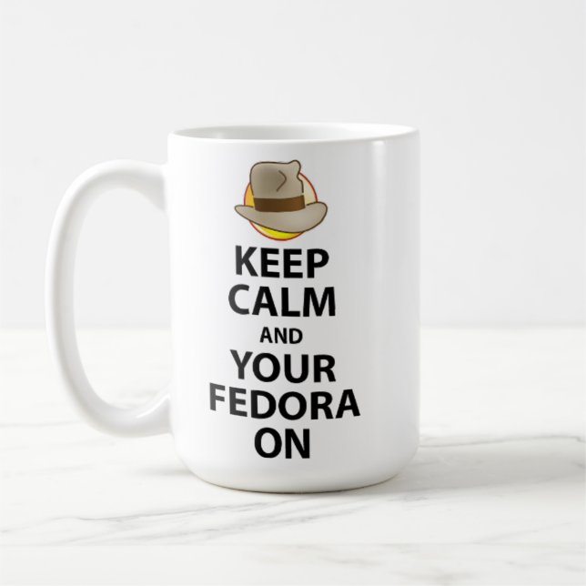 Gardez le calme et votre Fedora sur la tasse (Gauche)