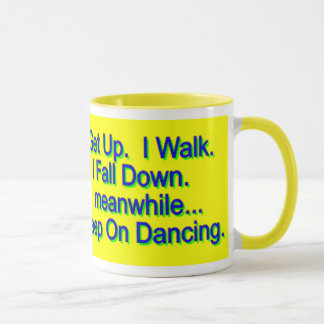 Gardez sur la tasse de danse, jaune