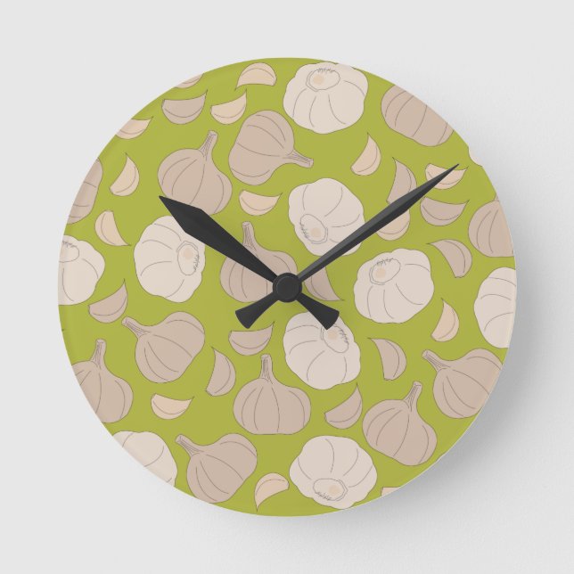 Garlic Pattern - Garlic Cloves & Bulb Kitchen Round Clock (Front)
