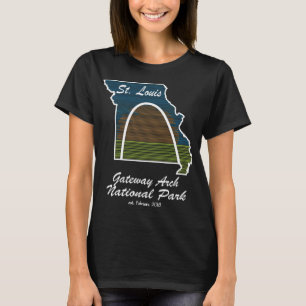 Gateway Arch Park St. Louis Missouri Architecture  T-Shirt