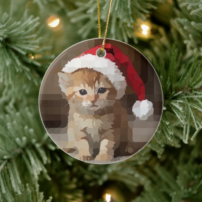 Gatinho fofo com chapéu do papai Noel. Ceramic Ornament (Tree)