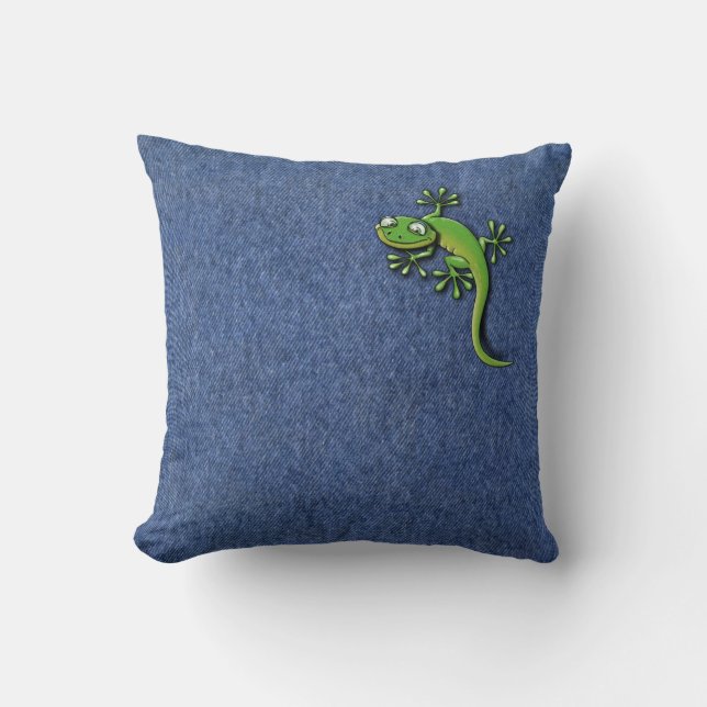 Gecko 2 throw pillow (Front)