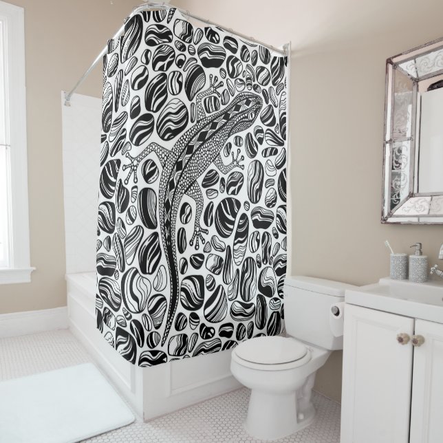 Gecko and pebbles (In Situ)