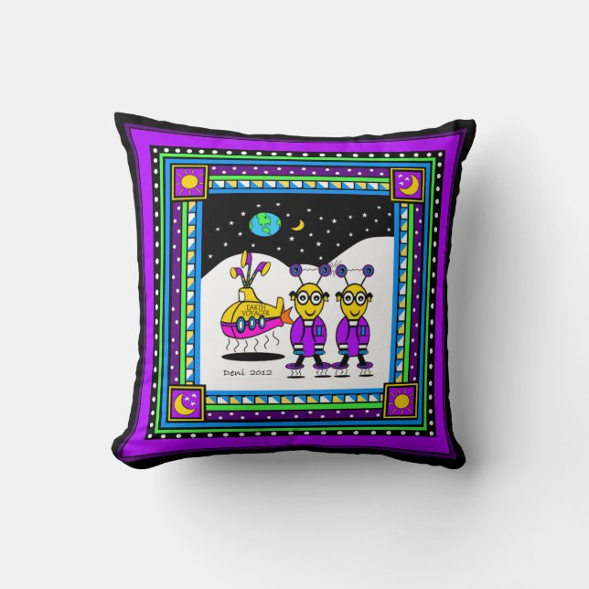 Gemimi  throw pillow (Front)
