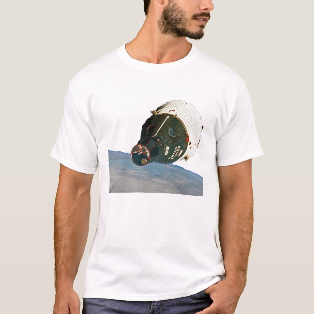 Gemini in orbit. T-Shirt (Front)