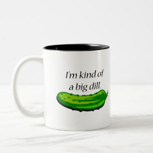 Genre de grande tasse de pickle à l'aneth