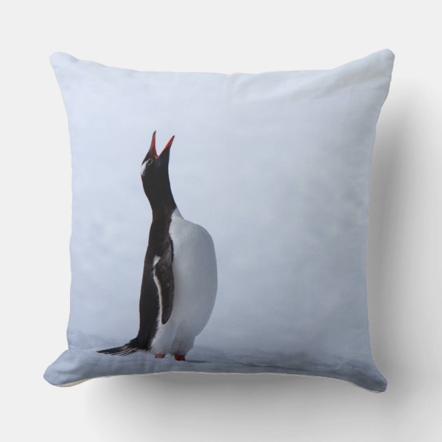 Gentoo penguin throw pillow (Front)