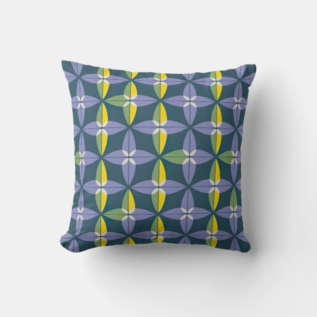  Geometric Bloom Pattern Throw Pillow (Front)