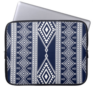 Geometric ethnic oriental seamless pattern traditi laptop sleeve