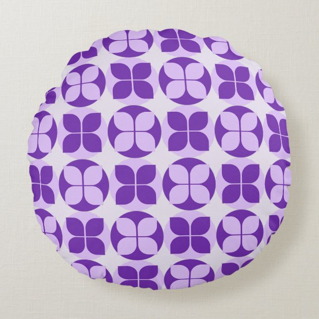 Geometric Floral Elegance Round Pillow (Front)