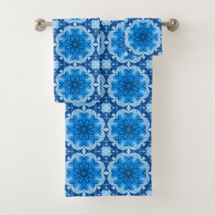 Geometric Flower Pattern in Cerulean & Light Blue Bath Towel Set