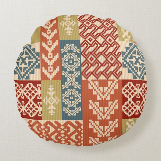 Geometric Patchwork Ethnic Seamless Pattern Round Pillow (Front)