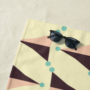 Geometric pattern in retro vibe beach towel