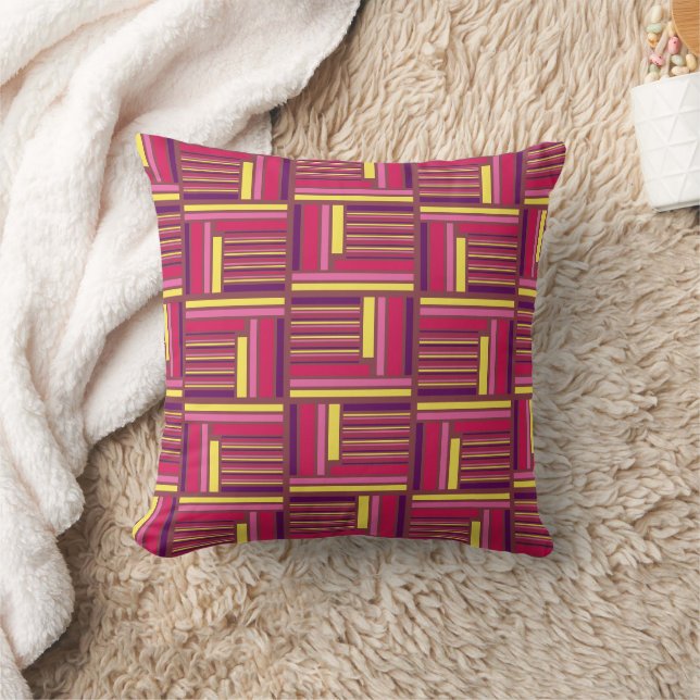 Geometric Retro Style Throw Pillow (Blanket)