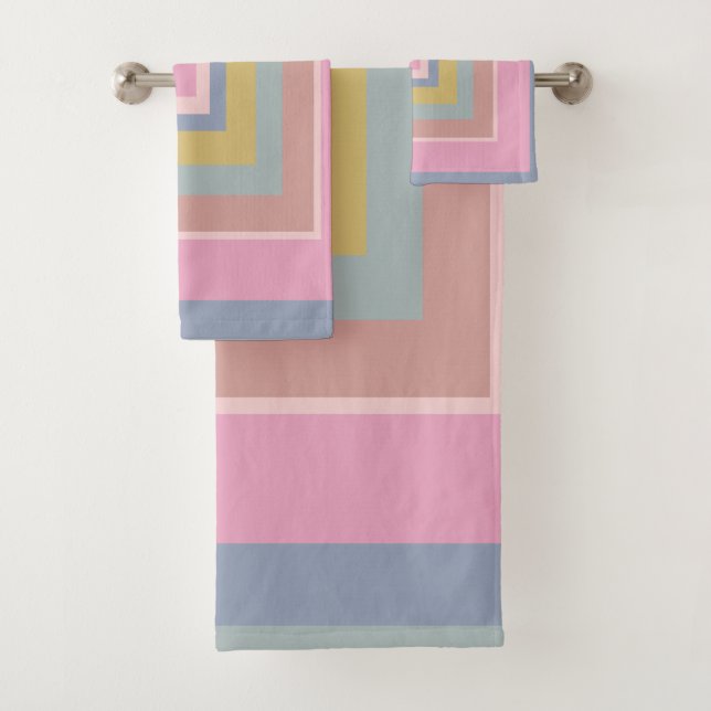 Geometric Shapes Quilt Pattern in Pastel Colours Bath Towel Set (Insitu)