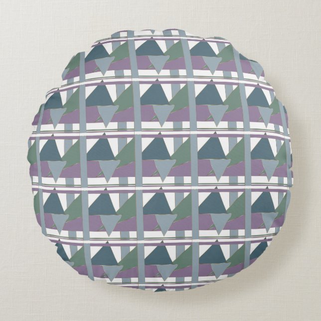 Geometric Triangle Pattern  Blue Violet Green Round Pillow (Front)