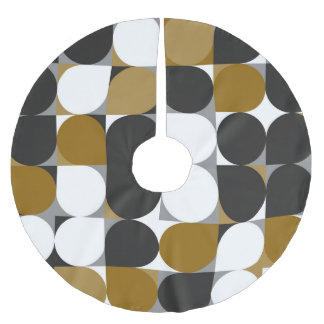 Geometrical Creativity: Seamless Pattern Design Brushed Polyester Tree Skirt