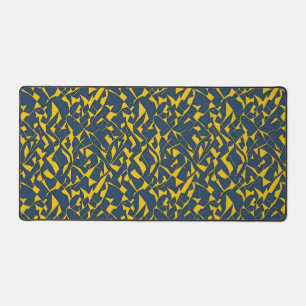 Geometrical pattern desk mat