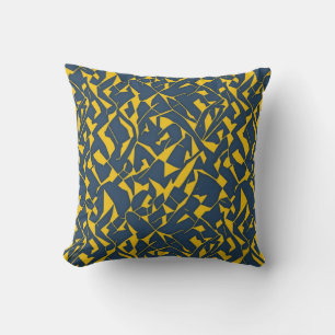 Geometrical pattern Throw Pillow